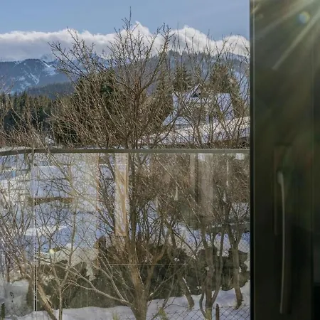 Tatra Panorama - Ski, Hike & Relax Retreat בית נופש
