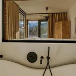 בית נופש Tatra Panorama - Ski, Hike & Relax Retreat *